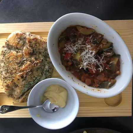 莱斯科斯特贝尔斯住宿加早餐旅馆 住宿加早餐酒店 3*