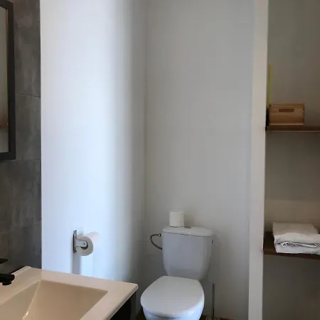 Les Costebelles B&B 발랑솔