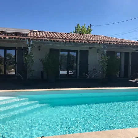 Les Costebelles Bed & Breakfast